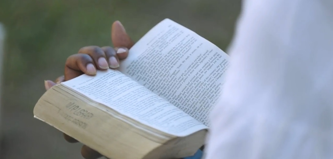 Angola Bible feature image
