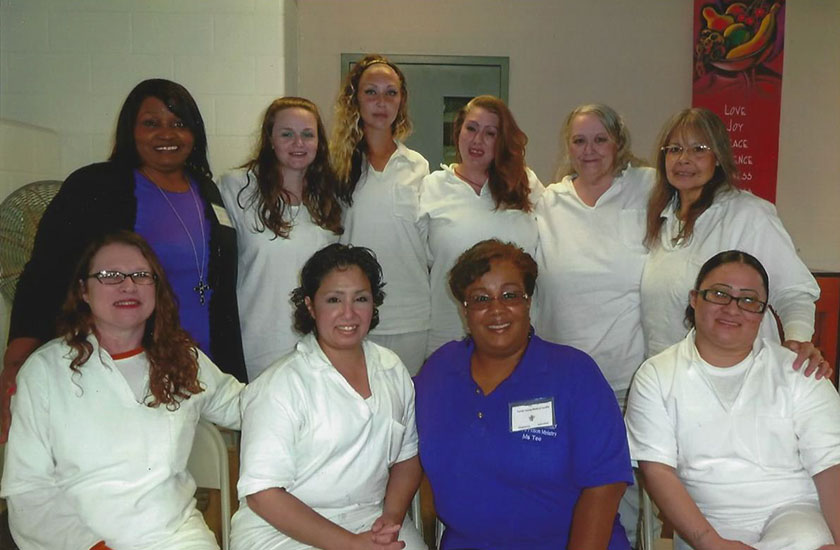 Cancer-Unites-Women-in-Texas-Prison6