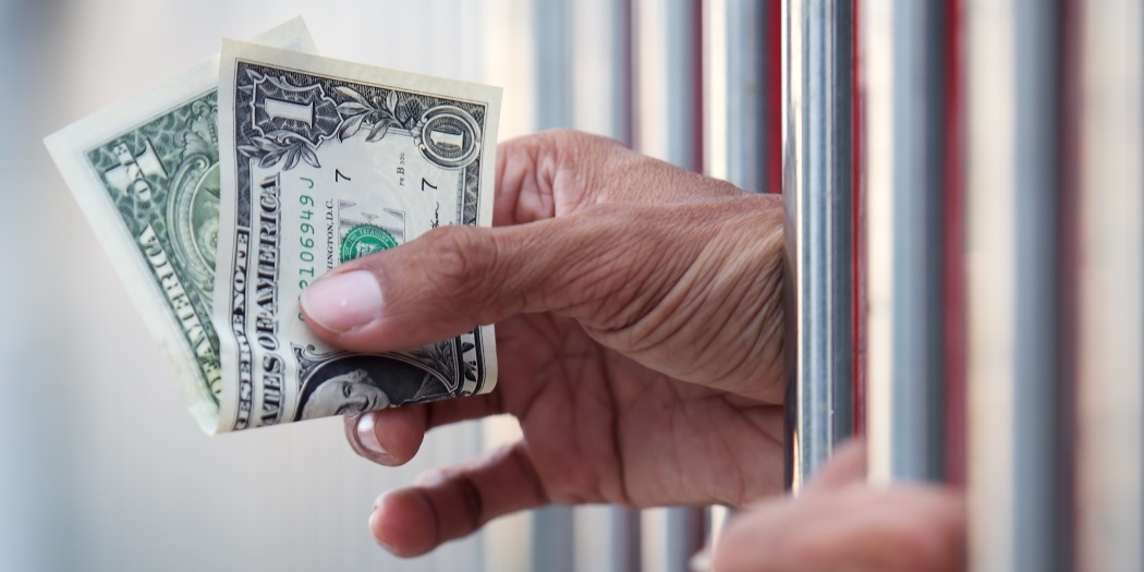 prisoner offer money for freedom